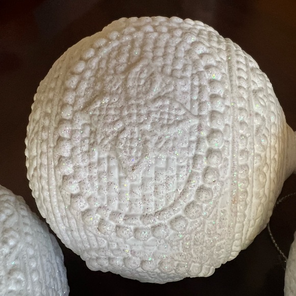 Set of Six White Plastic Textured Glitter Christmas Ornaments - Picture 6 of 10